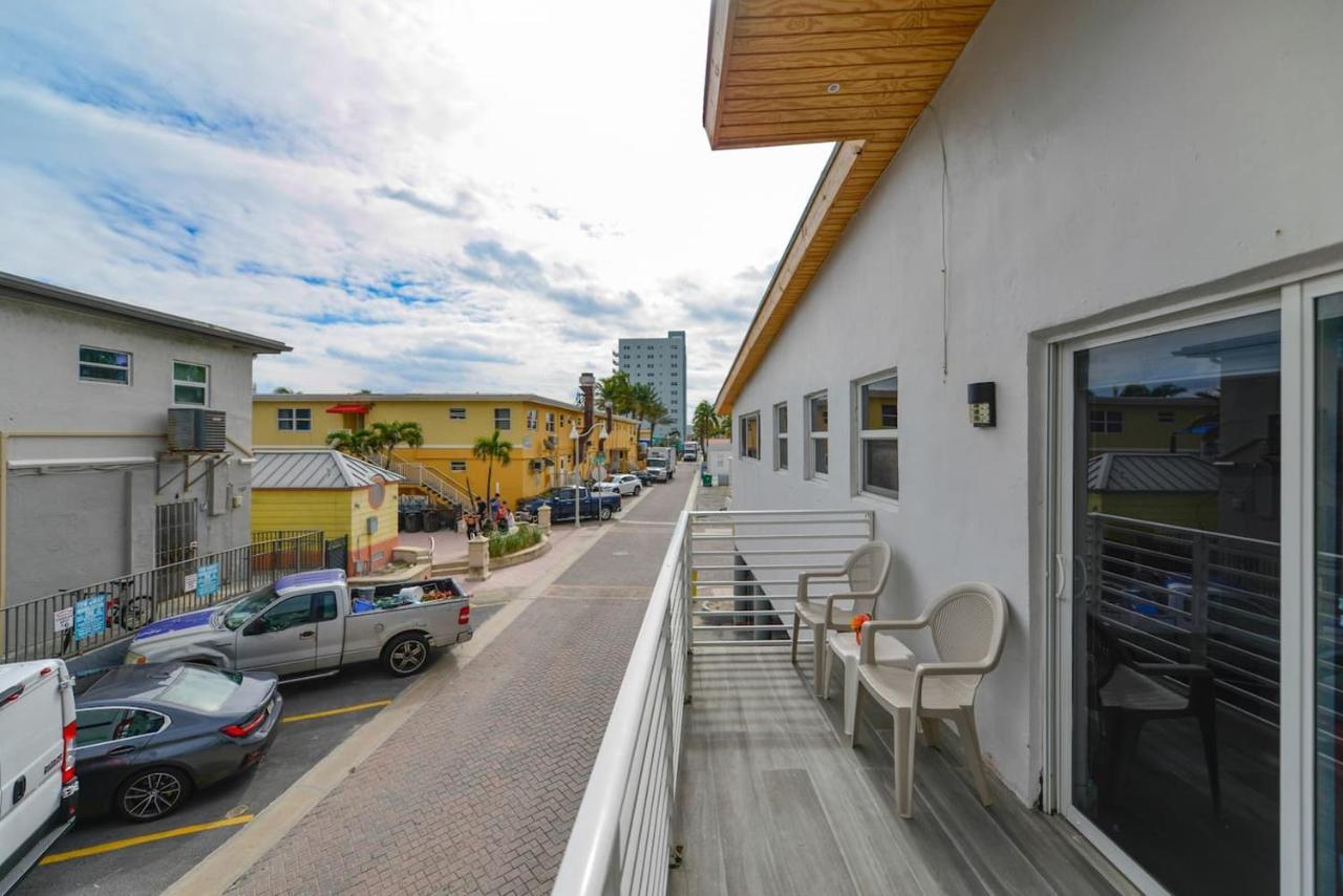 Cozy 1 Bedroom With Pool Steps From The Beach #47 Hollywood Exterior foto
